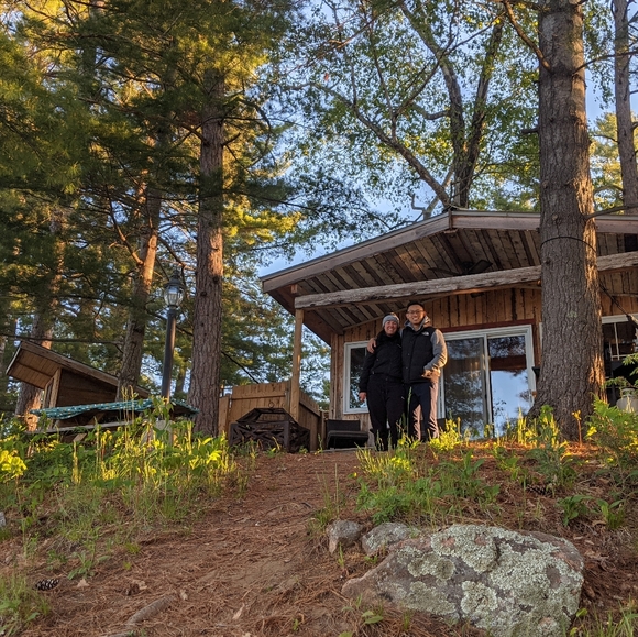 Meet your Posher, Luiza - Picture 1 of 1